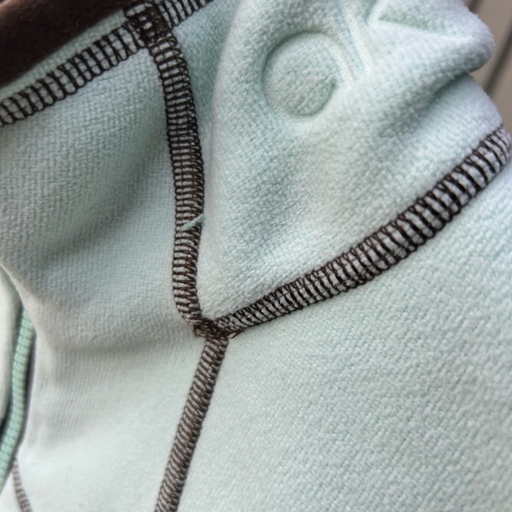 Burton Snowboards Pullover Fleece ak Size Medium Light Blue Snow Winter Cold - Picture 2 of 4